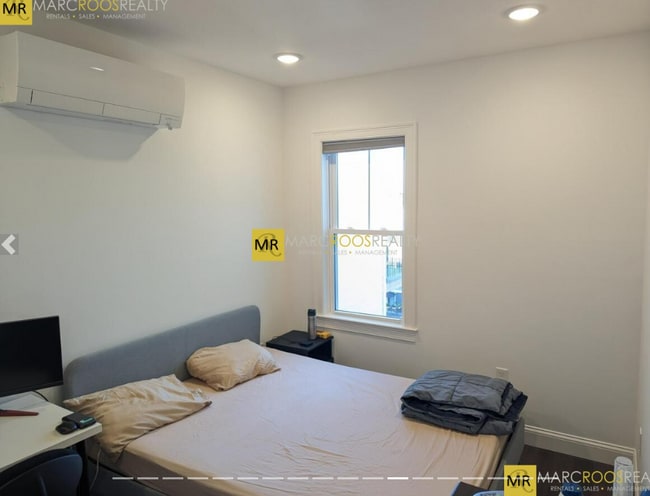 Photo - 200 Everett St Unit 3