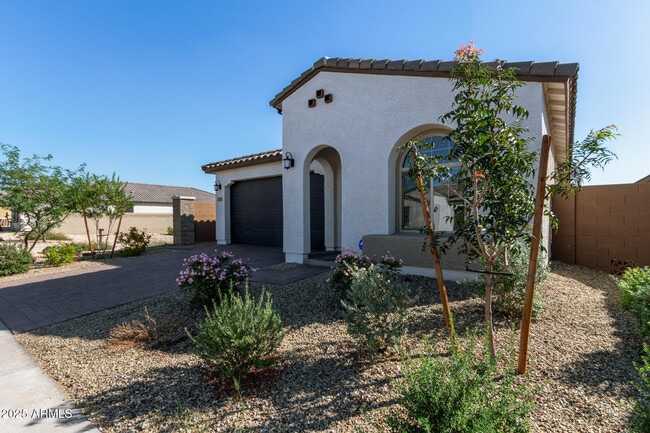 Photo - 11207 W Luxton Ln