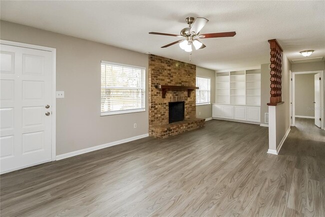 Photo - 5133 Oak Hill Dr