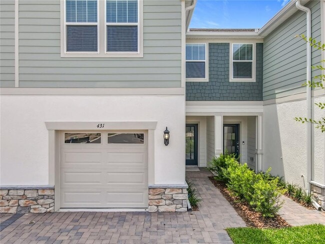 Photo - 431 Meadowland Pt