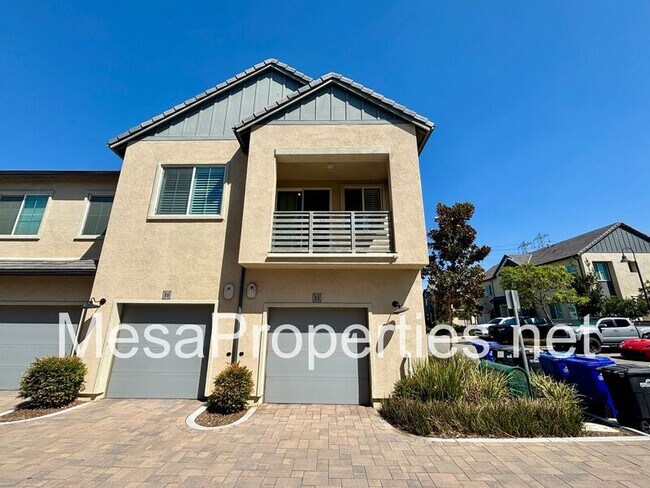3880 S Oasis Paseo Unit 15