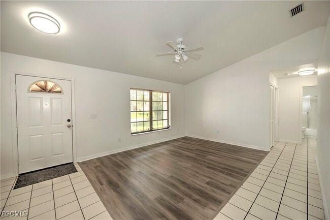 Photo - 1402 SW 1st Ave