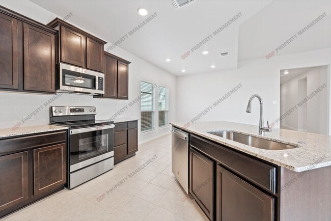Photo - 2221 Chia Ct