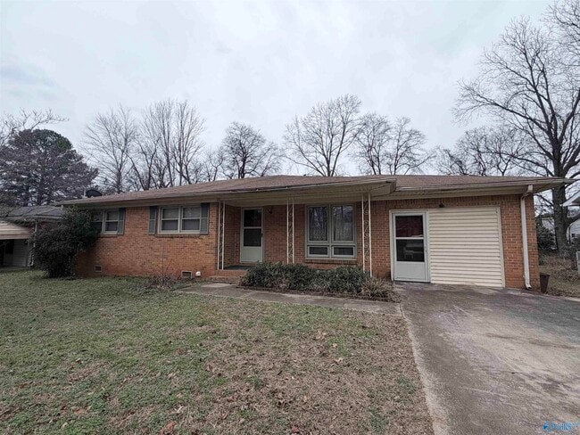 Building Photo - 330 Jack Coleman Dr NW