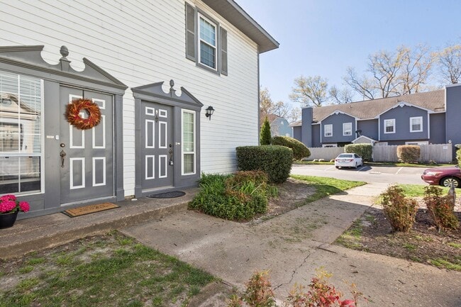 Photo - Columbus Station Condo-Ready to move in