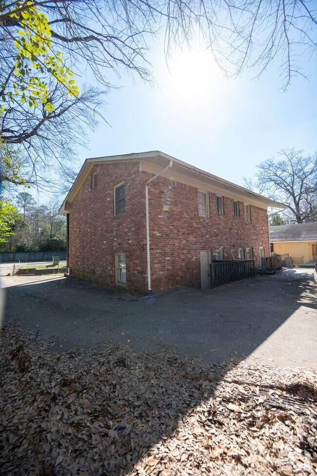 Building Photo - Schedule A Tour Today! Rental