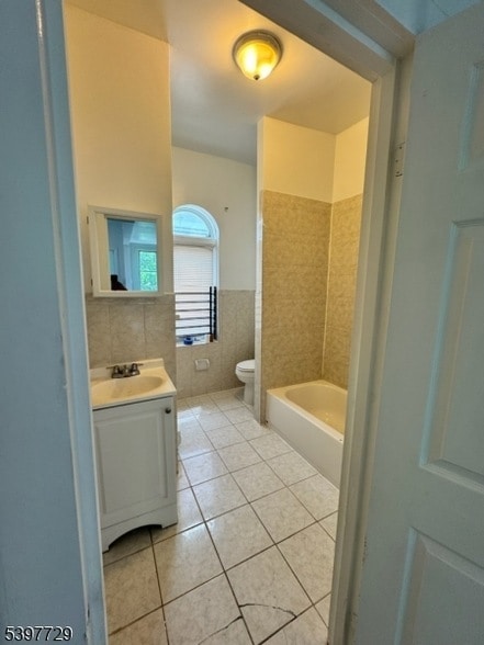 Building Photo - 475 Clinton Ave Unit 3