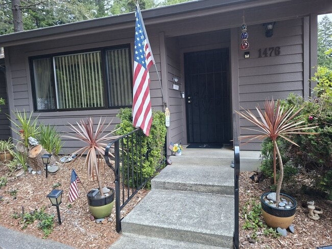 Photo - 1476 Glenwood Dr