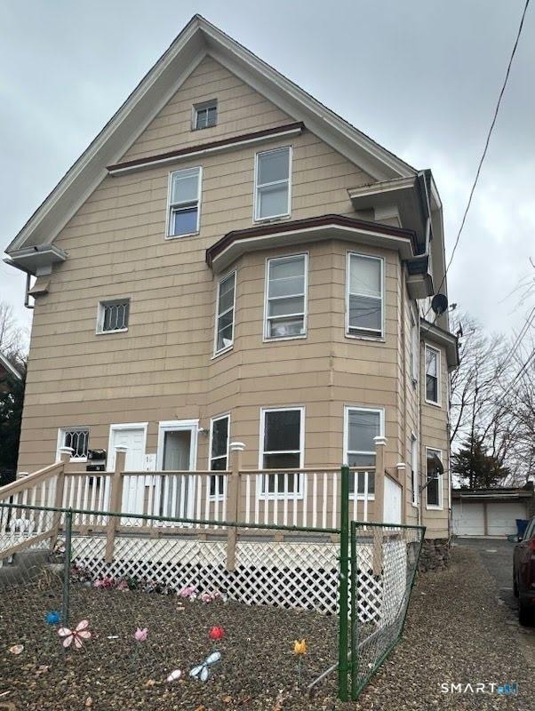 Photo - 14 Niagara St