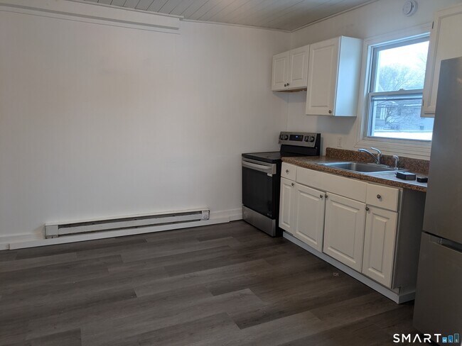 Photo - 71 E Pearl St Unit Second Floor