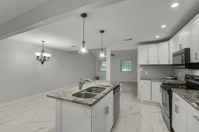 Photo - 1215 Tejas Blvd