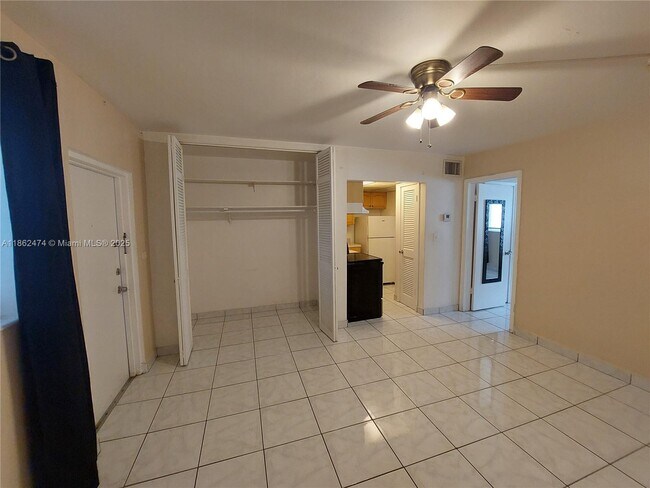 Photo - 5801 NE 18th Ave Unit 2