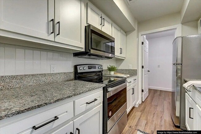 Photo - 10028 Royal Ln Unit 112