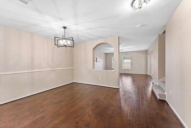 Photo - 2419 Colonial Springs Ln