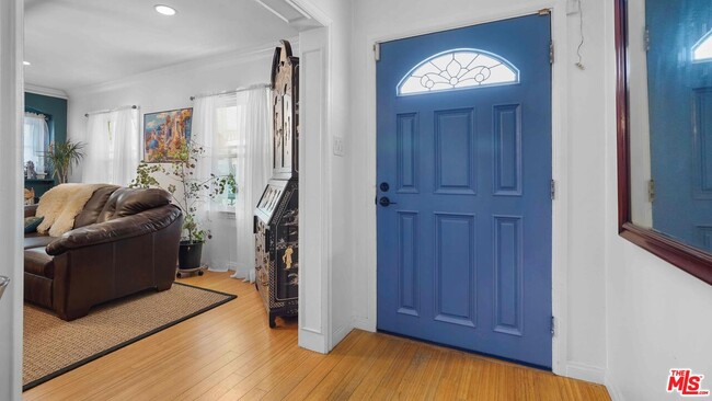 Photo - 3801 Sutro Ave