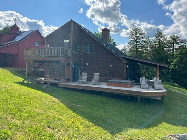 Photo - 187 Sessions Meadow