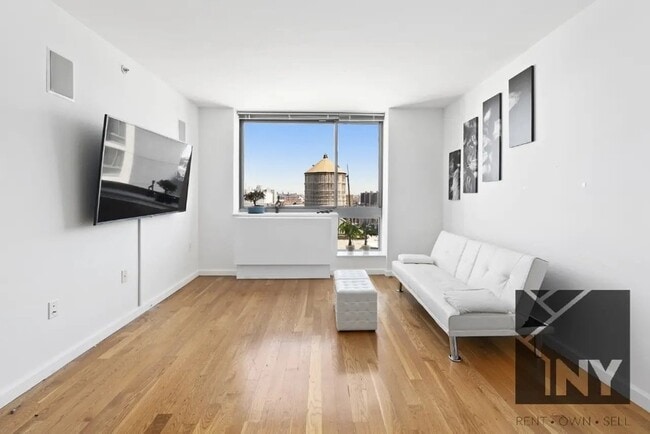 307 Gold St Unit 22P