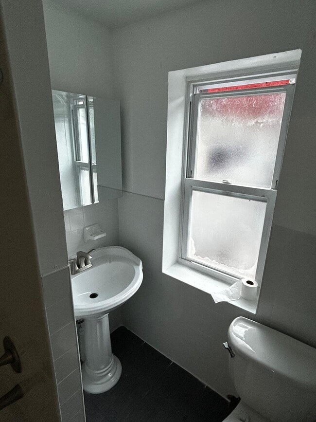 Bathroom - 656 Georgia Ave Unit 1