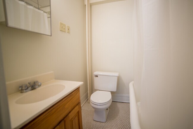 Photo - 4201 Locust St