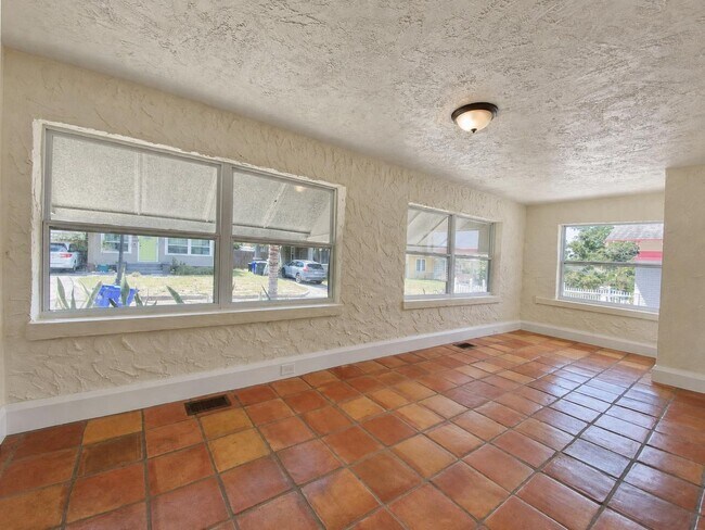 748-758 Winfree Ave