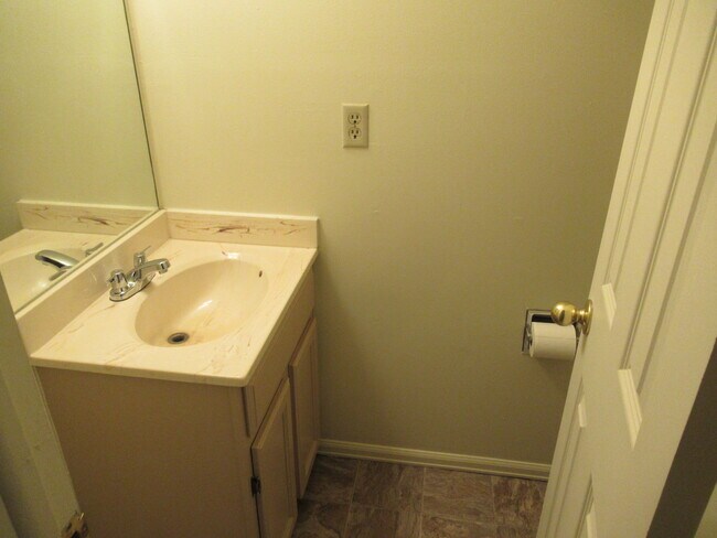 Photo - 2455 Astrozon Cir