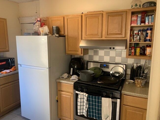 Photo - 240 Kelton St Apartments Unit 3