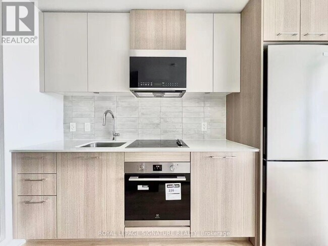 Photo - 30 Dreamers Wy Unité 635