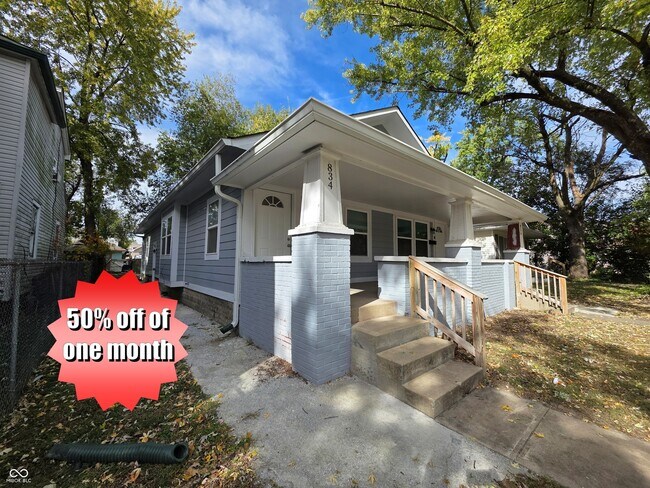 Building Photo - 834 Lasalle St