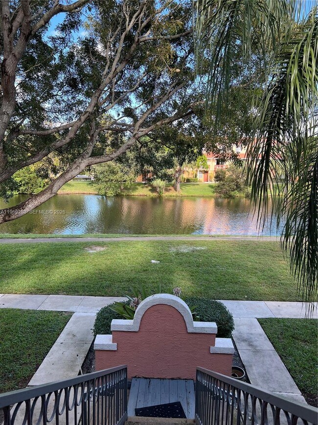 Photo - 1365 Crystal Way Unit N