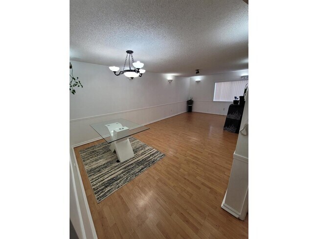 Photo - 10221-1133A 133a St Unité 106