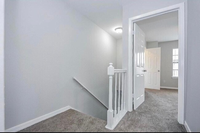 Photo - 5100 Allendale Rd Unidad 306