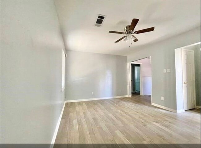 Photo - 8745 Kimberly Dr