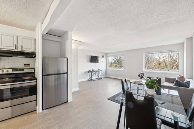 Building Photo - 1711 Bellevue Ave Rental