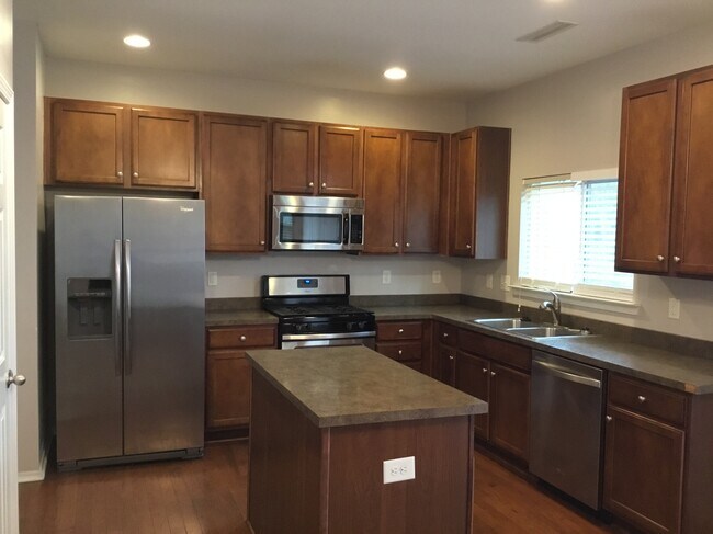 Photo - 5900 Spring Glen Ln