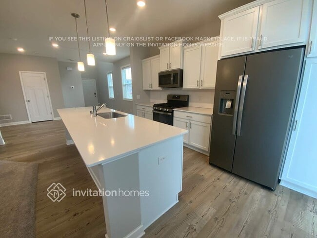 Photo - 6433 Inspire Cir S