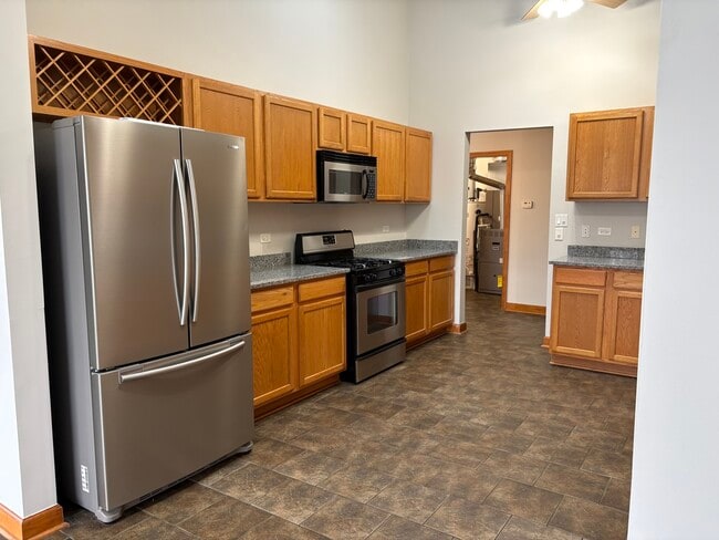 Photo - 16649 Oak Park Ave