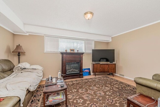 Photo - Convenient 2 Bedroom/1 Bath Basement Suite in unmatchable Inglewood! (IP638B) Unité 1424B