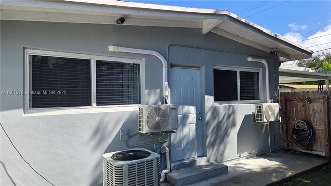Photo - 960 SW 42nd Ave Unidad A