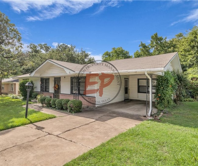 Photo - 3300 Wynmore Dr