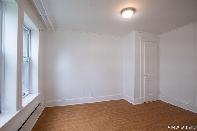 Photo - 405 Wilson St Unit 1B