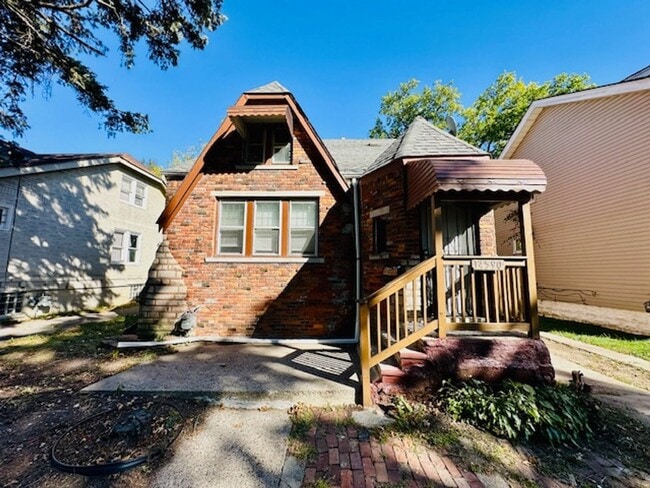 Building Photo - Must-See Rental Home –?Beautiful 3-bedroom, 1-bath home