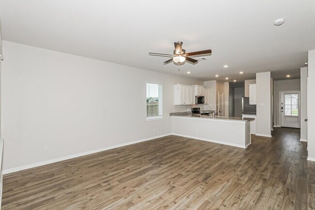 Photo - 191 Emma Rose Dr