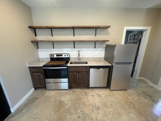 Photo - 621 Arthur St Unit B