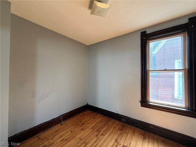 Photo - 3860 W 37th St