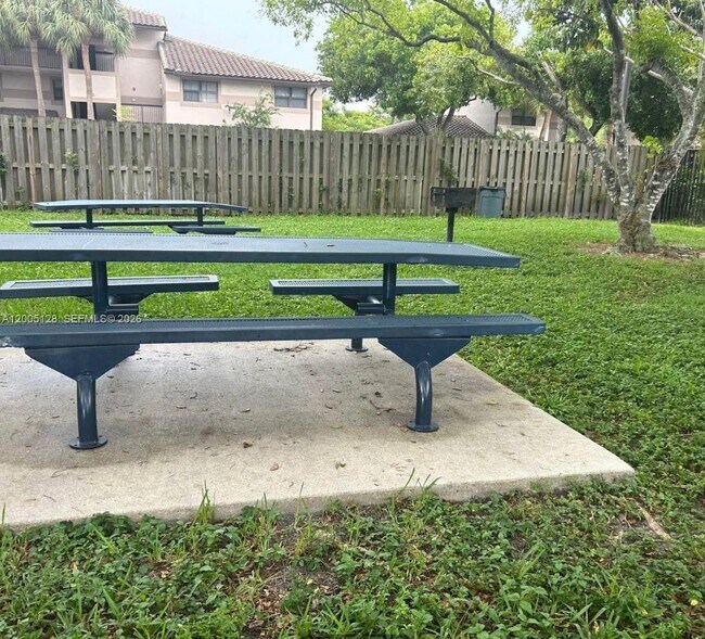 Photo - 9926 Nob Hill Ct Unit 9926