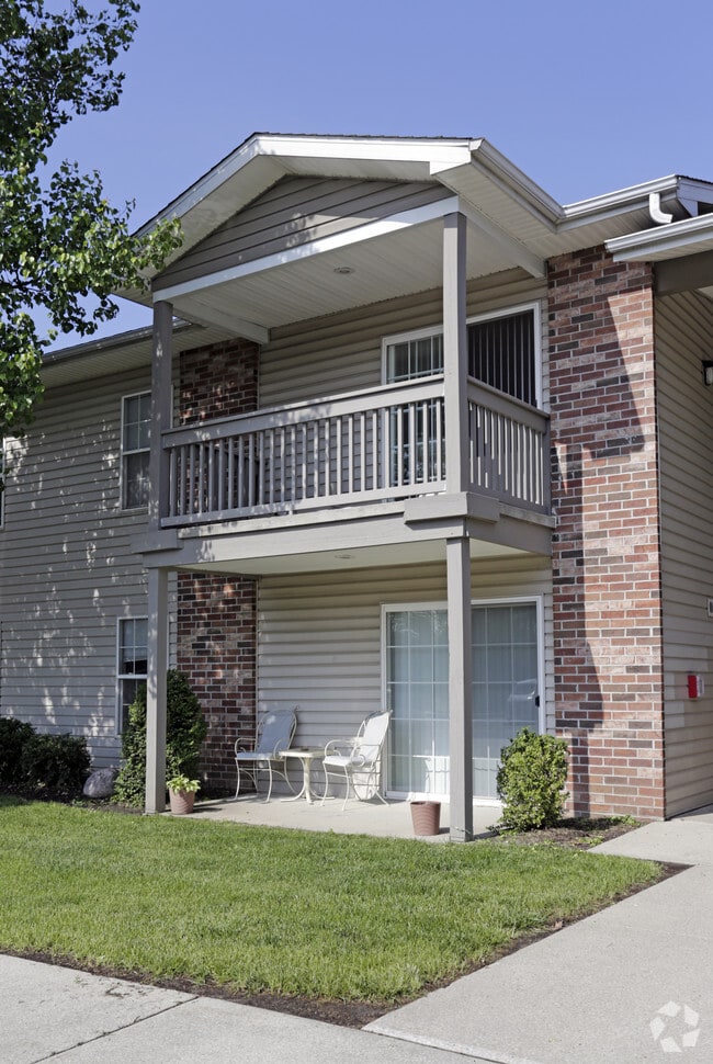 Stone Ridge Square