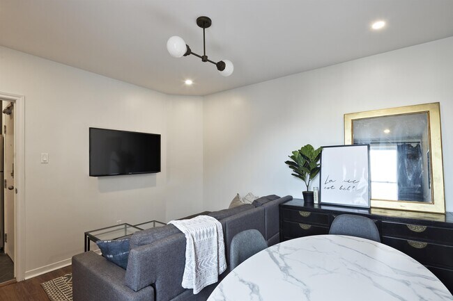 Photo - 331 Catherine St