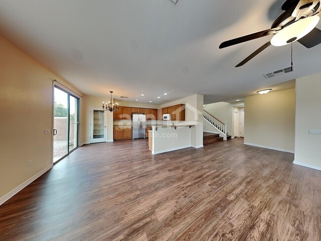 Photo - 136 Palatial Pines Ave