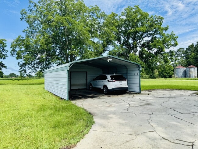 Photo - 4052 Goff Rd