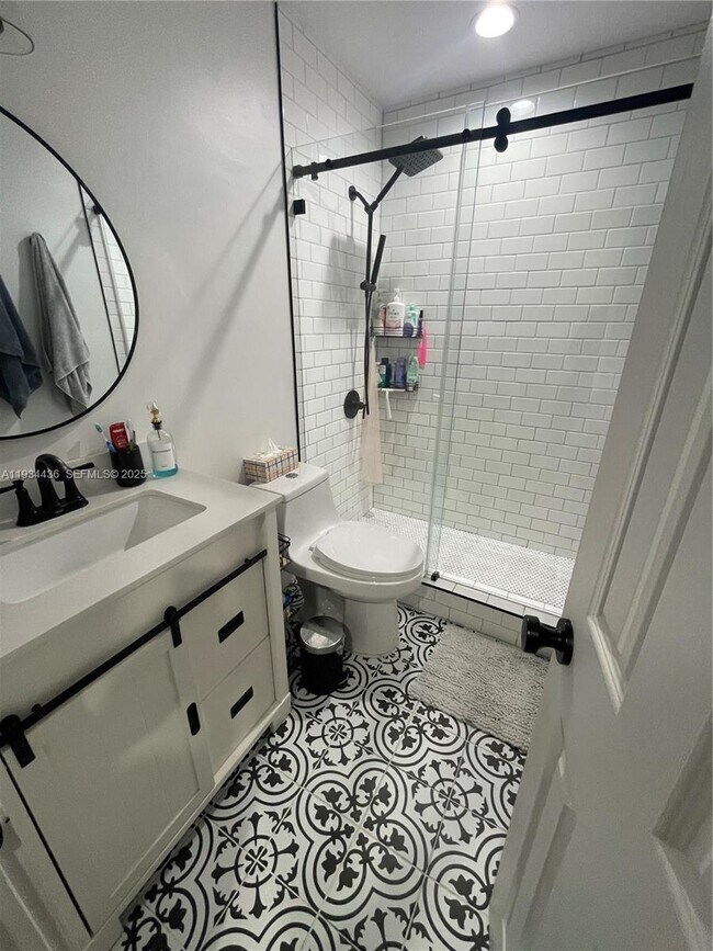 Photo - 5962 W 18th Ave